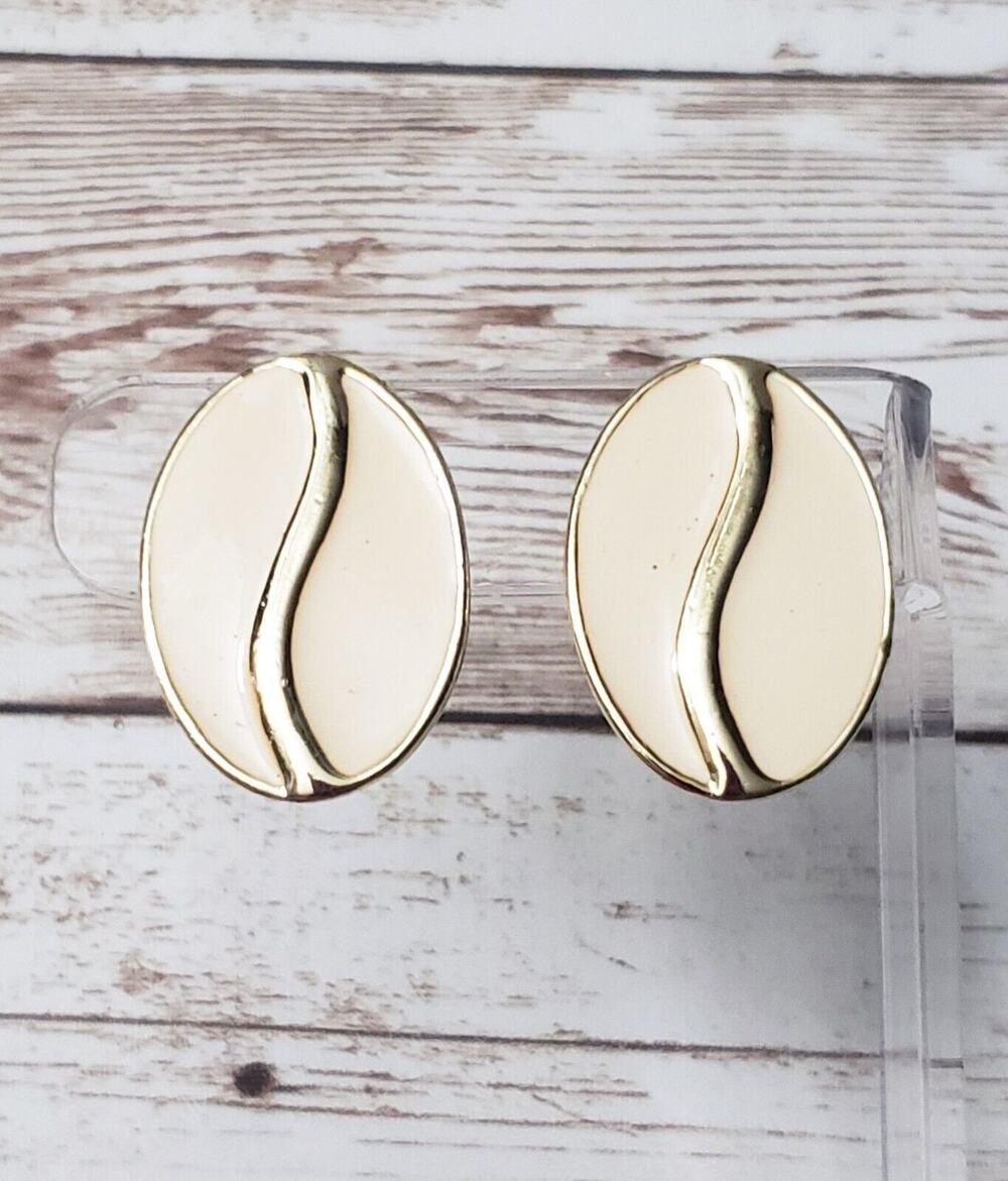 Vintage Clip On Earrings 1 & 1/8" Gold Tone & Cream Oval